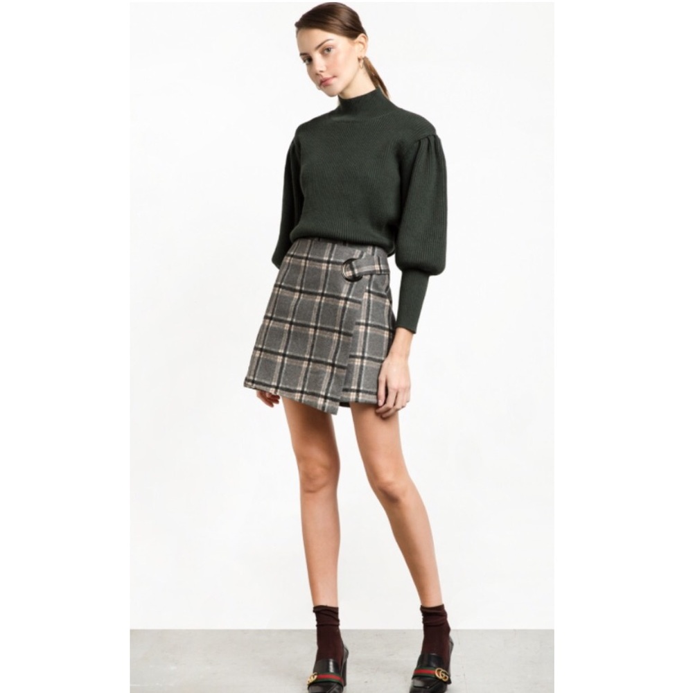 Pixie Market Green Balloon Sleeve Sweater
